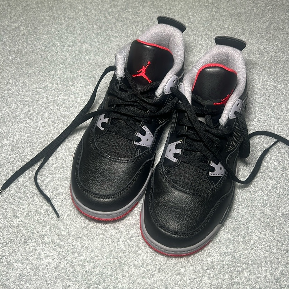 Jordan Retro 4 Boys size 3